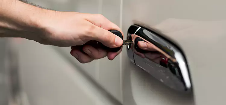 Why Choose Our Auto Locksmith Team in Cudahy, CA?