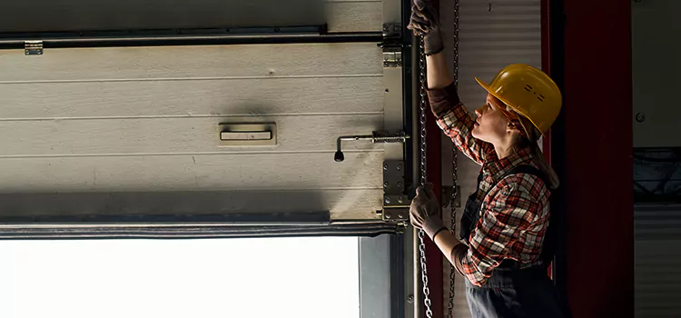 Addressing Common Garage Door Stoppage Issues in Cudahy, CA